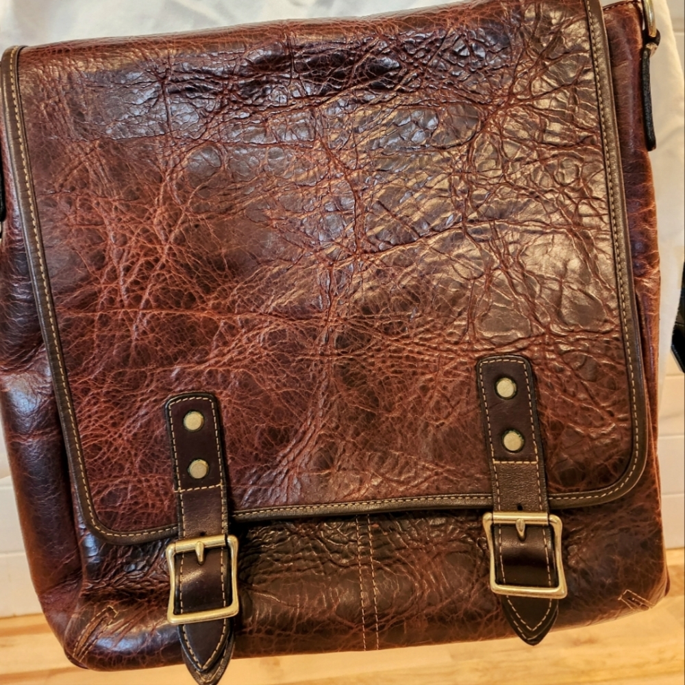 Bison leather laptop bag